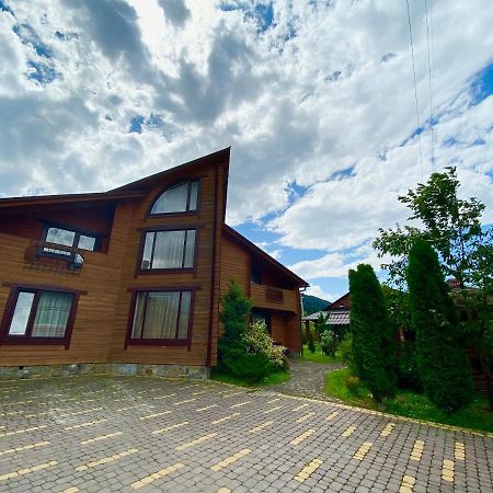 Садиба Вежа Werchowyna Exterior foto