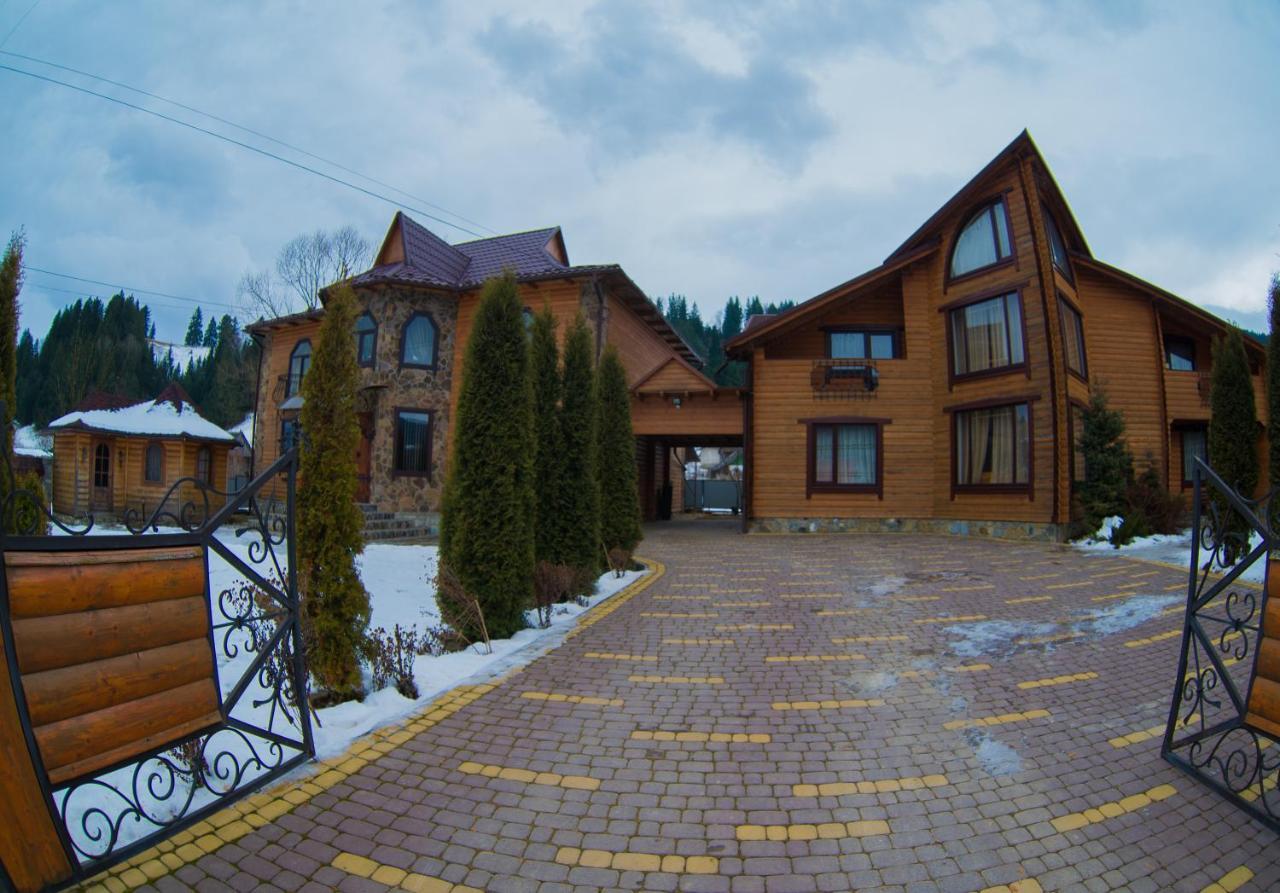 Садиба Вежа Werchowyna Exterior foto