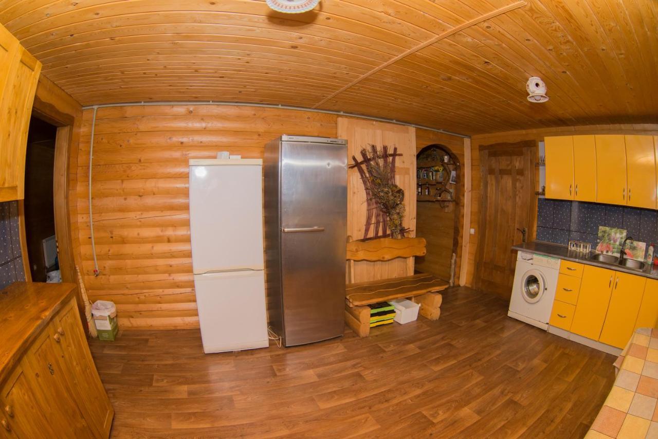 Садиба Вежа Werchowyna Exterior foto