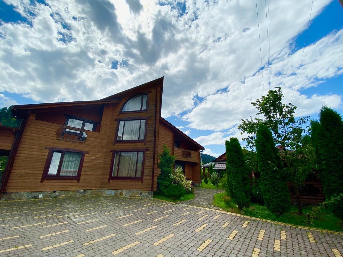 Садиба Вежа Werchowyna Exterior foto