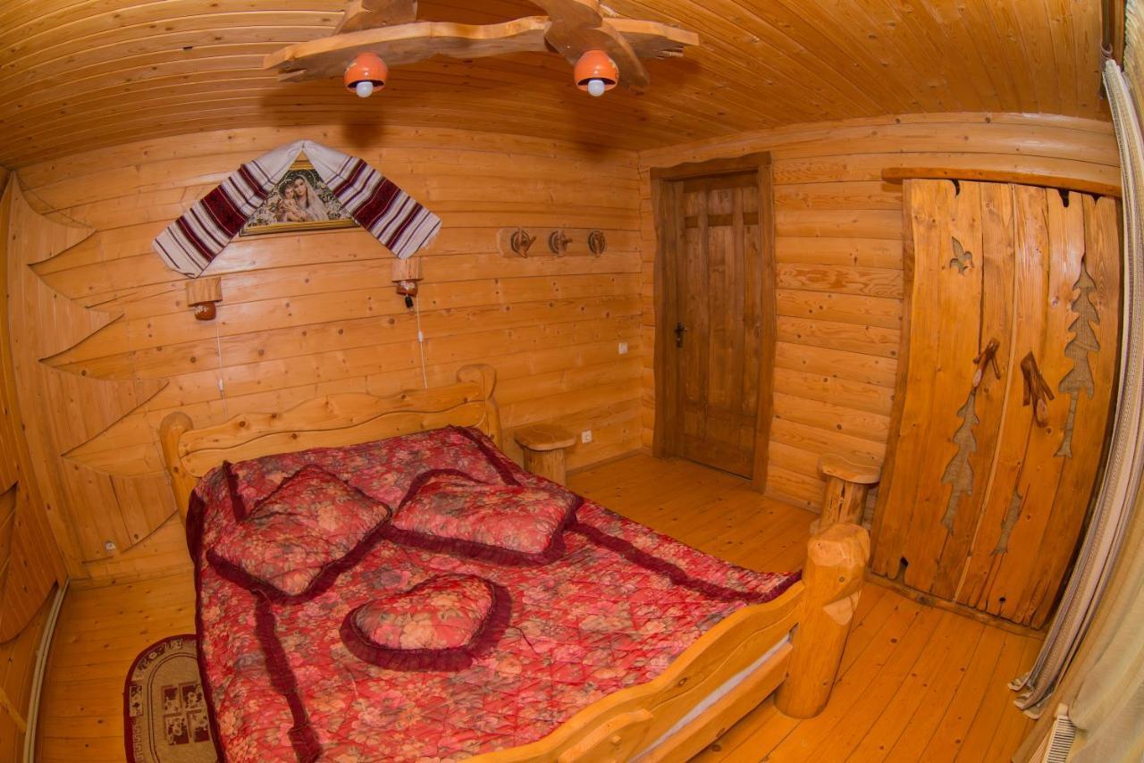Садиба Вежа Werchowyna Exterior foto