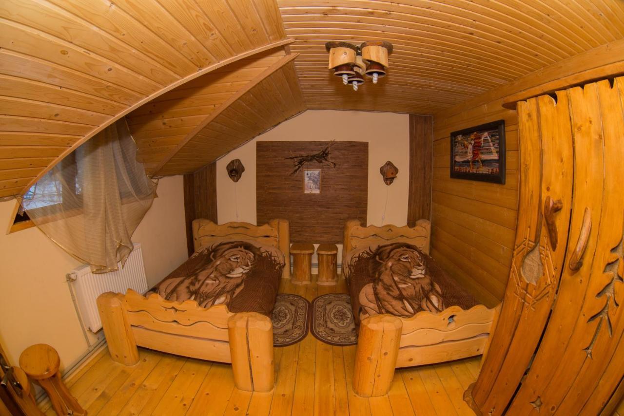Садиба Вежа Werchowyna Exterior foto